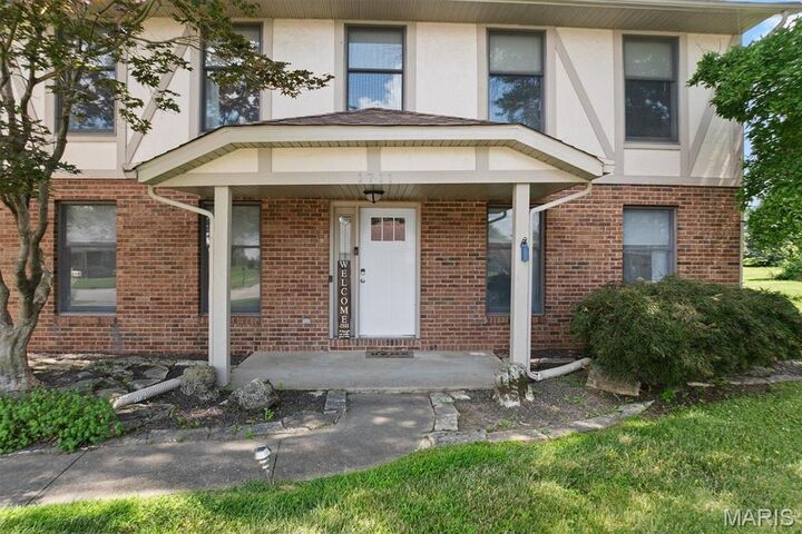 Property Photo:  1711 Fairway Drive  IL 62269 