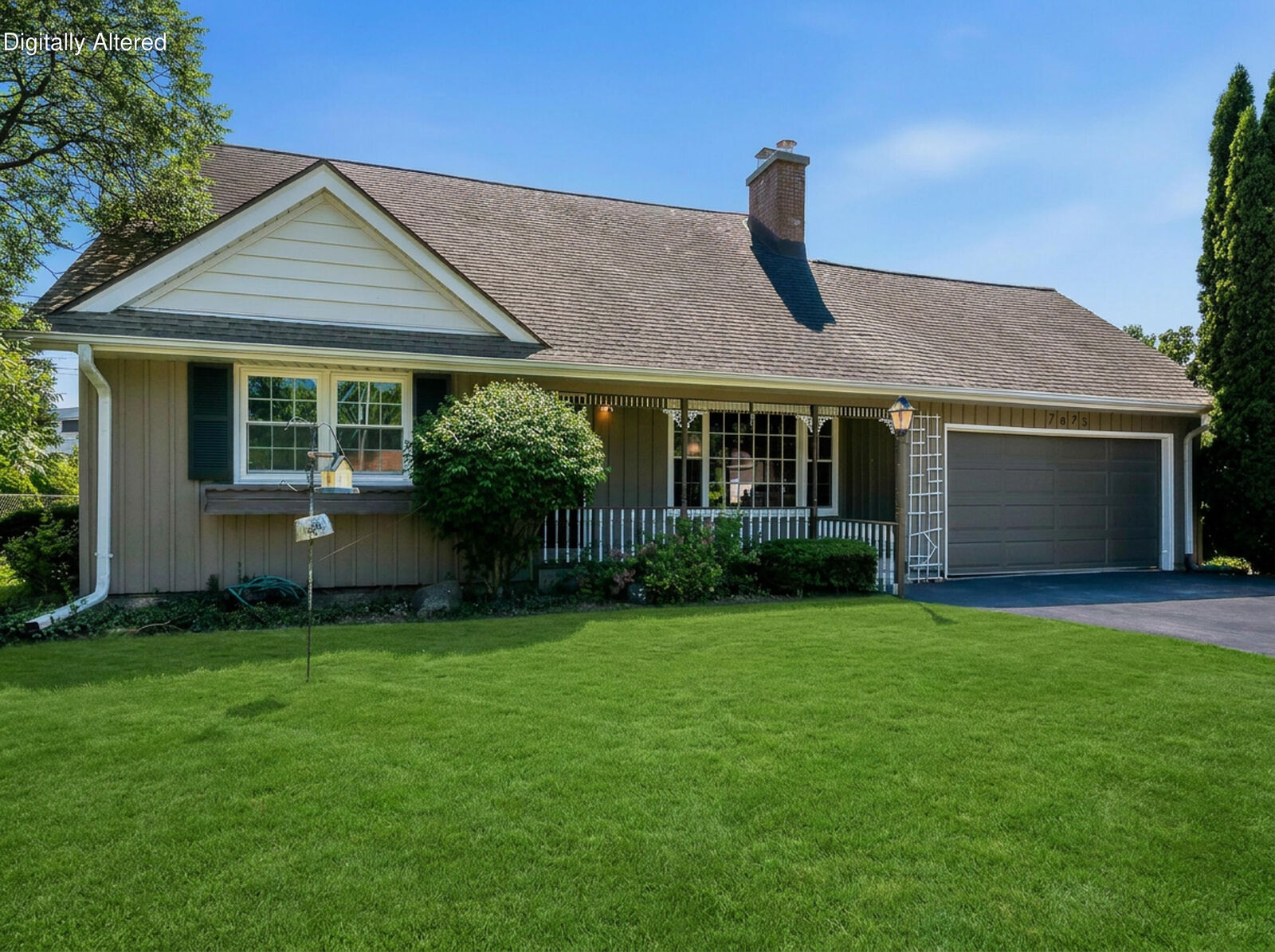 Property Photo: 7873 N Edgeworth Dr WI 53223