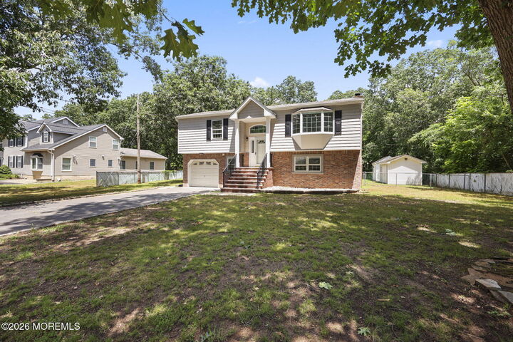 Property Photo:  333 Green Street  NJ 08857 