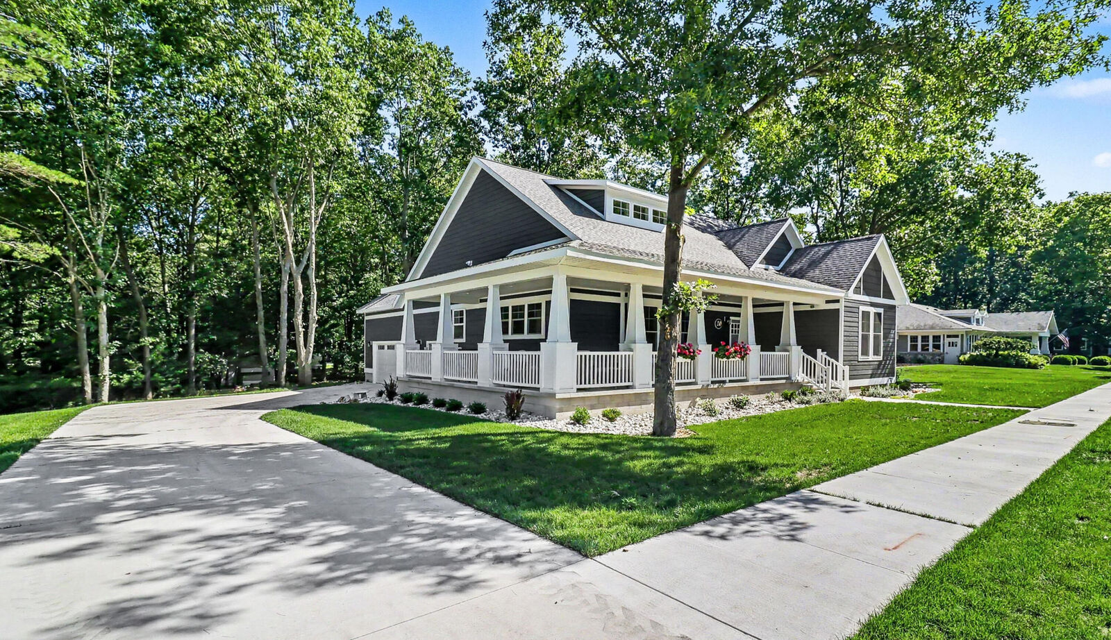 Property Photo: 20 Kenneth Street MI 49449
