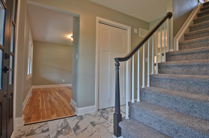 Property Photo:  304 Sequoia Drive  IL 61364 