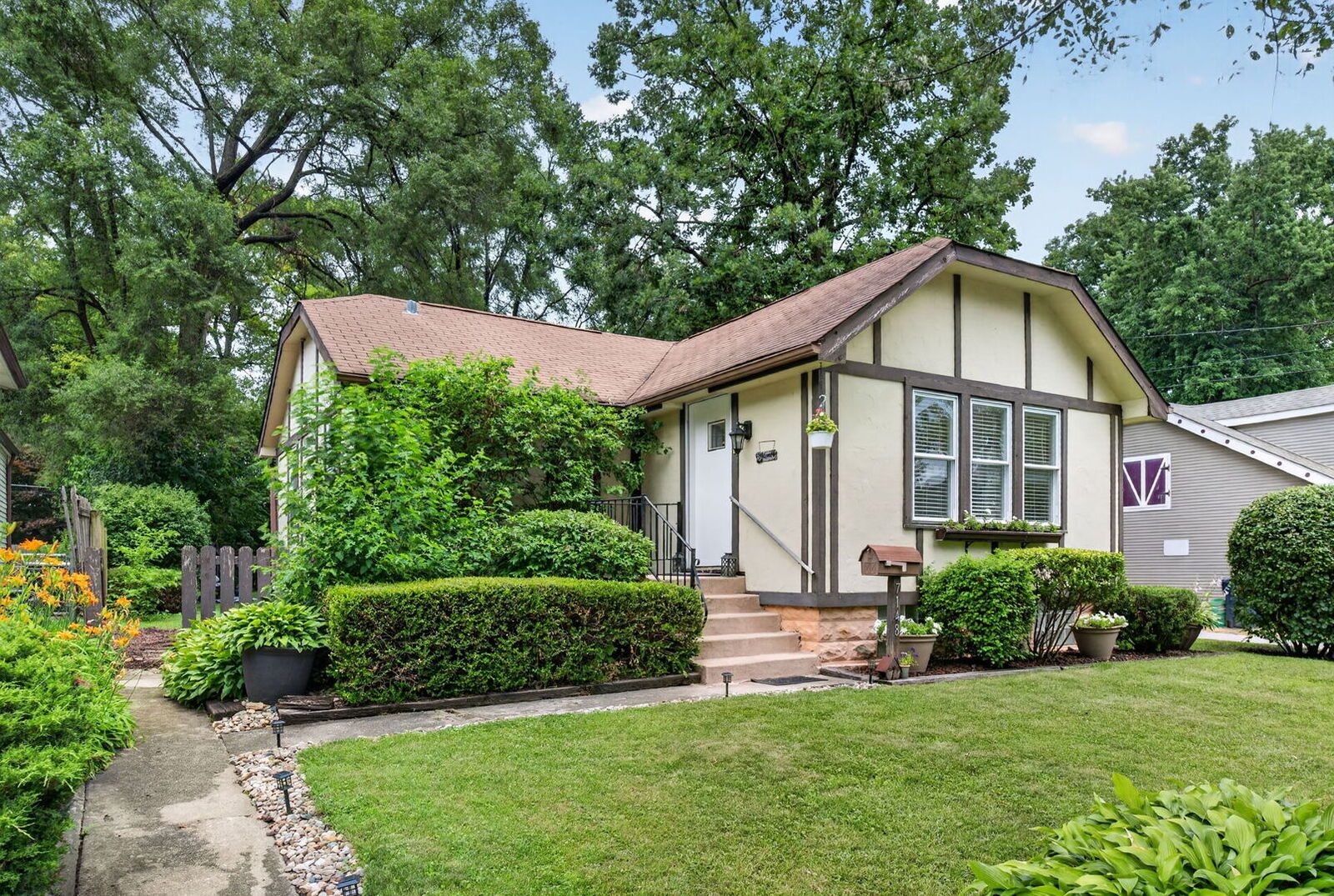 Property Photo:  7148 W 109th Place  IL 60482 