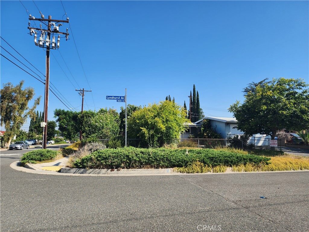 Property Photo:  1551 Lyndhurst  CA 91745 