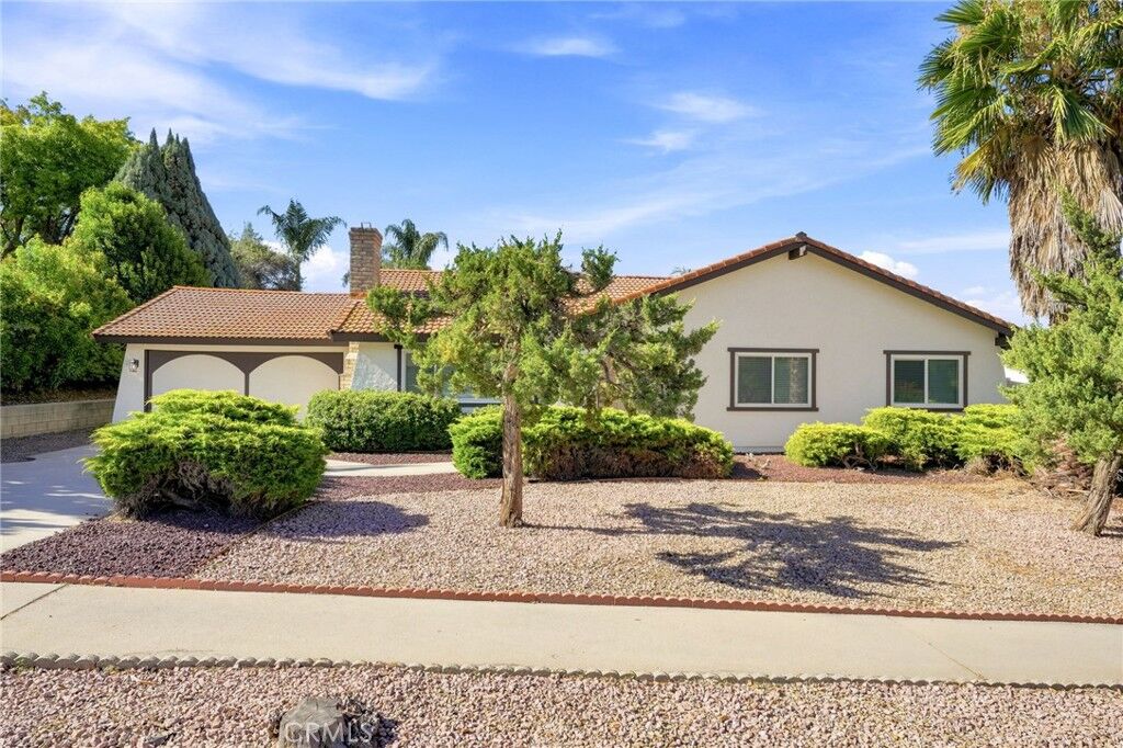 Property Photo:  35785 Date Avenue  CA 92399 