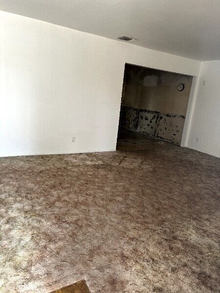 Property Photo:  329 Hawthorne  CA 92376 