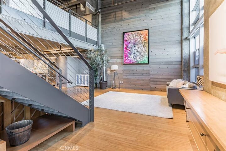 Property Photo: 510 S Hewitt CA 90013