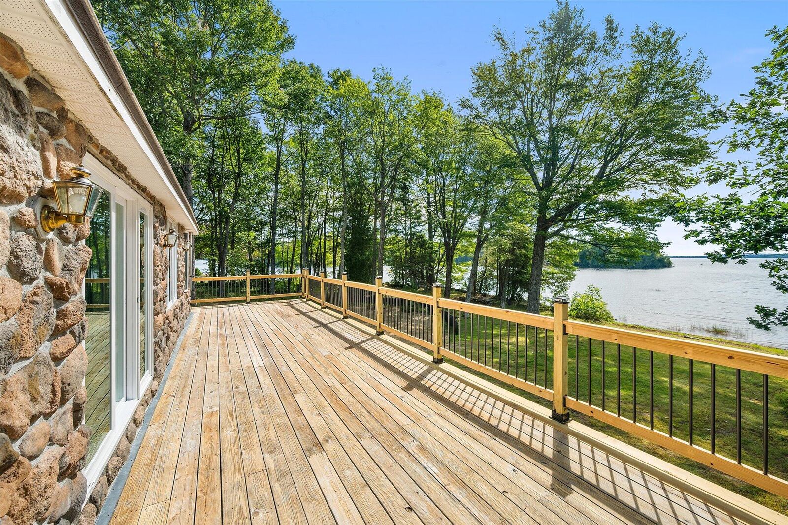 Property Photo:  47 Chase Road  ME 04694 