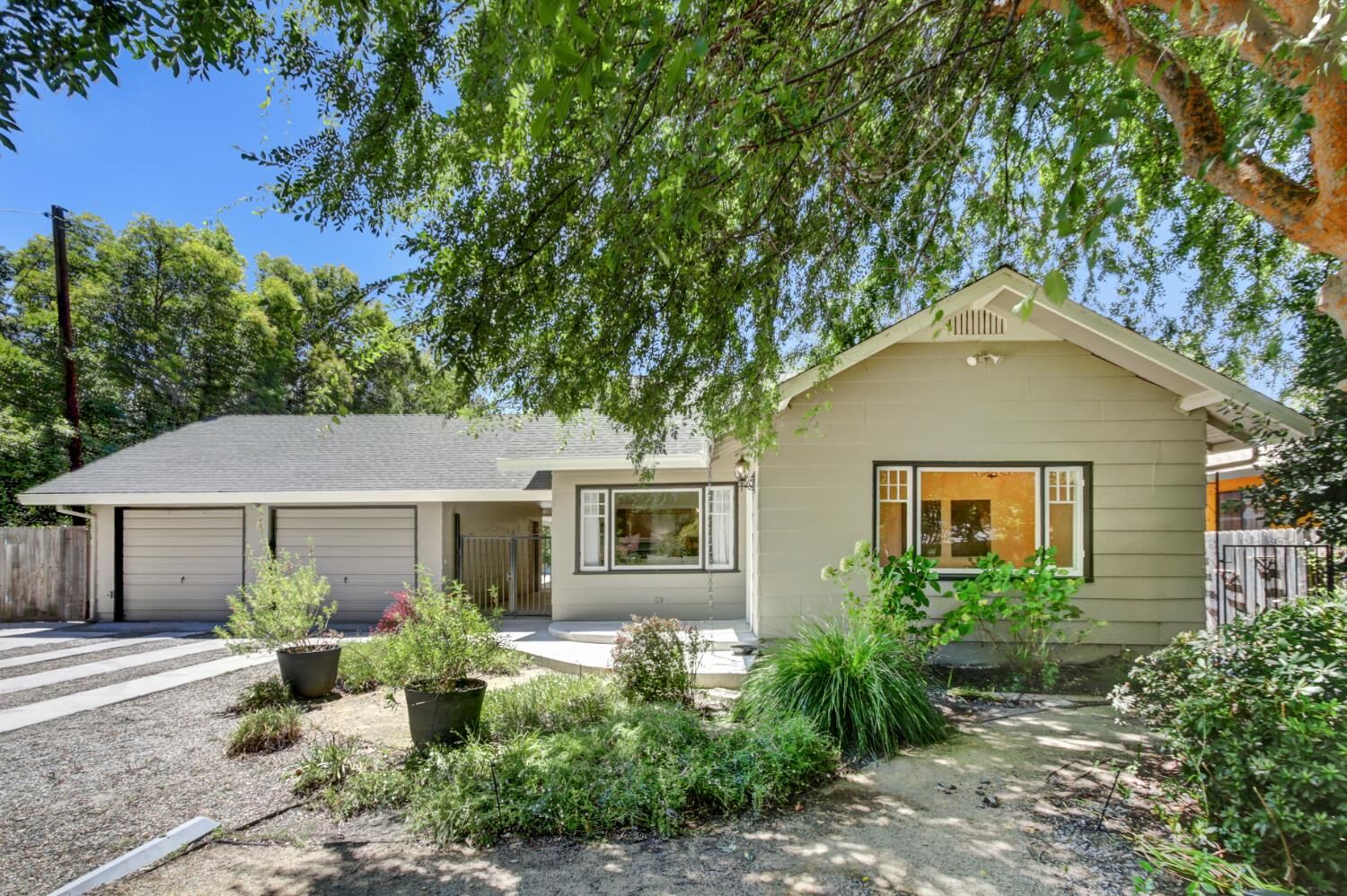 Property Photo:  6016 Palm Drive  CA 95608 