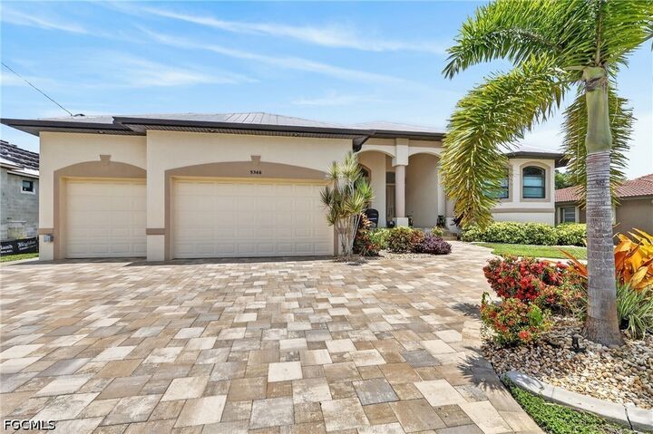 Property Photo: 5346 Malaluka Court FL 33904