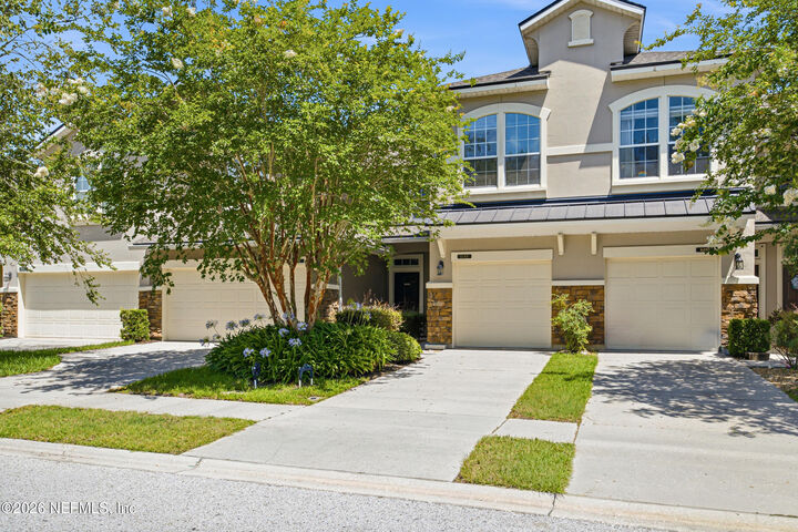 Property Photo: 6199 Bartram Village Drive FL 32258