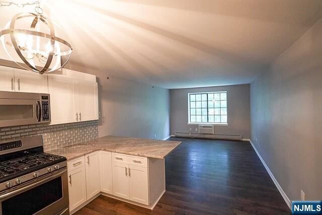Property Photo:  1418 Faulkner Court  NJ 07430 