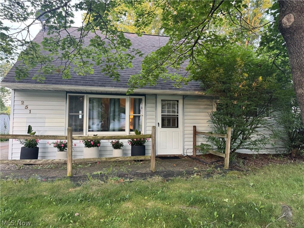 Property Photo: 251 Idlewood Road OH 44515