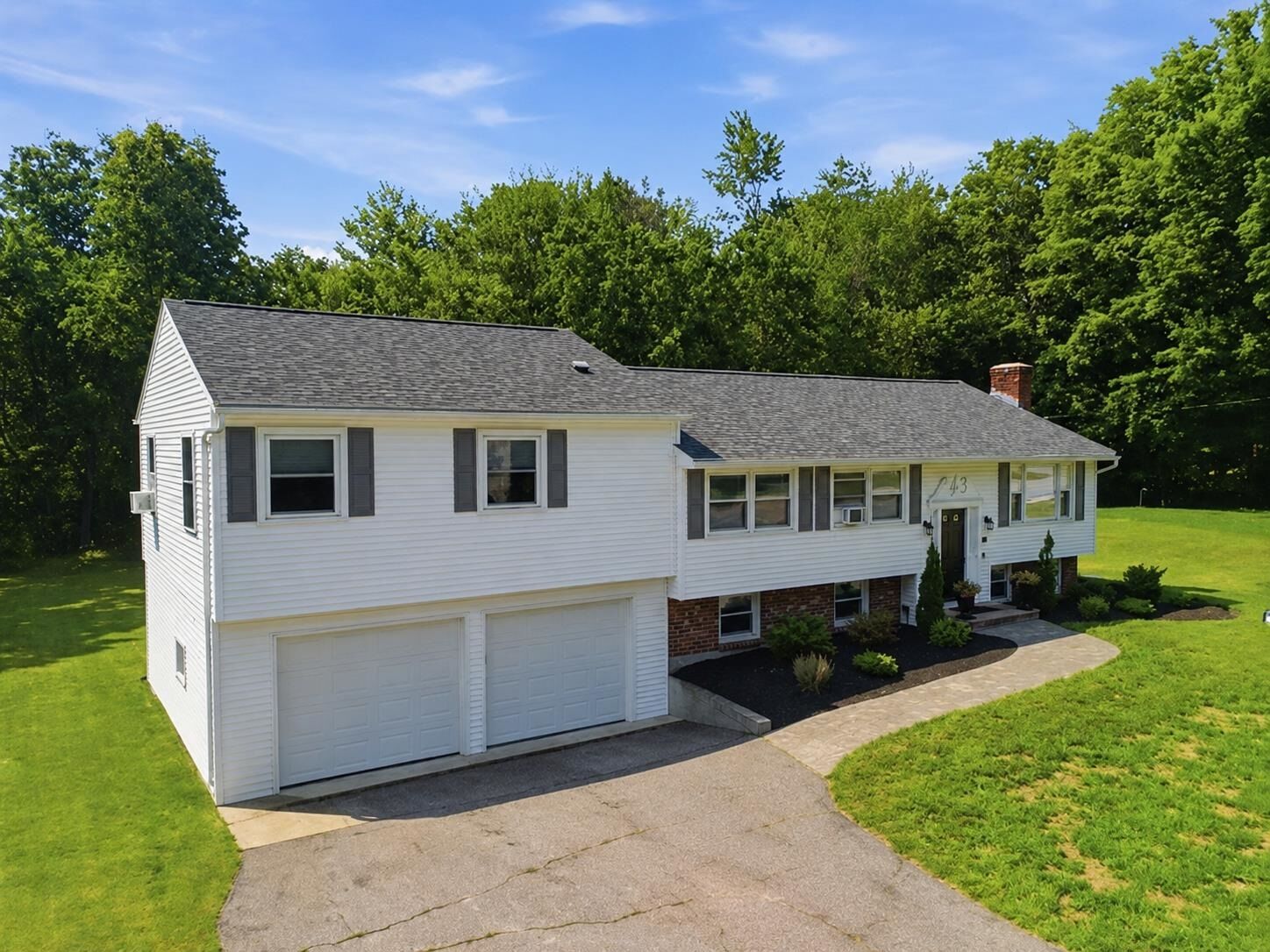 Property Photo: 68 Jericho Road NH 03076