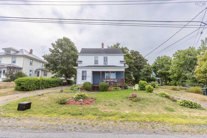 137 Main Street — photo 1