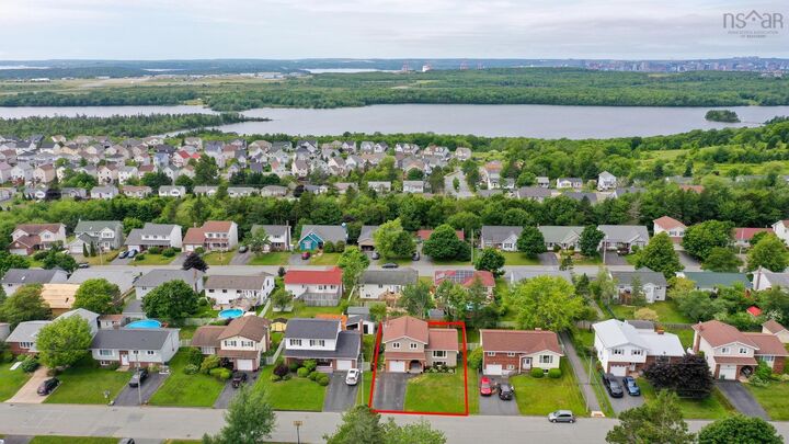 Property Photo: 42 Cedar Crescent NS B2V 1Y6