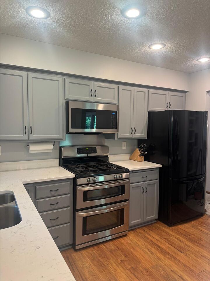 Property Photo:  404 Highland Drive  MN 55317 