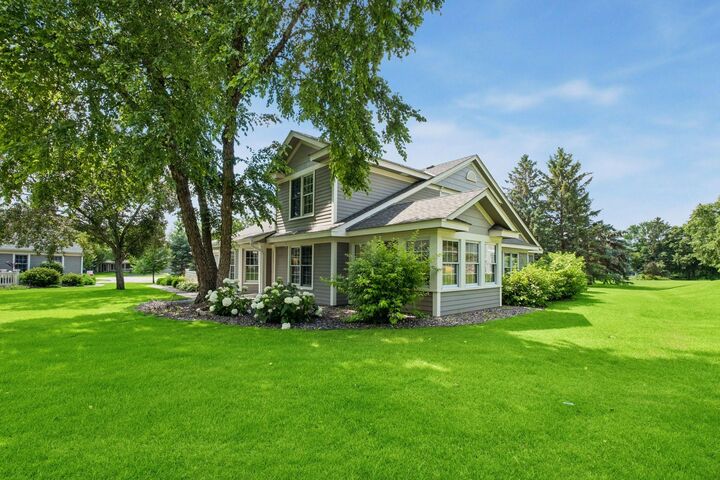 Property Photo:  1729 Donegal Drive  MN 55125 