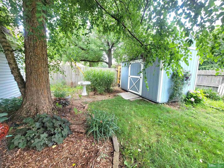 Property Photo: 1331 N Kiplinger Avenue NE 68467