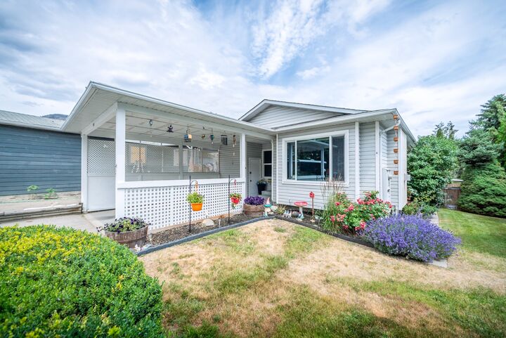 Photo de la propriété:  2643 Applegreen Court  BC V1Z 3K8 