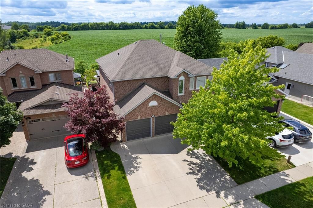 Property Photo:  122 Delavan Drive  ON N1S 4S3 