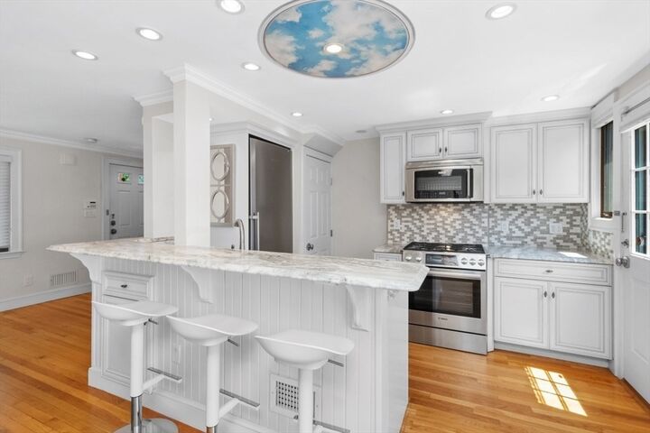 Property Photo: 958 Belmont St 958 MA 02472