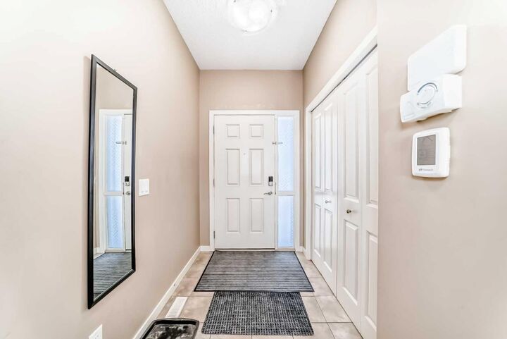 Property Photo:  302 Auburn Crest Way SE  AB T3M 1T2 