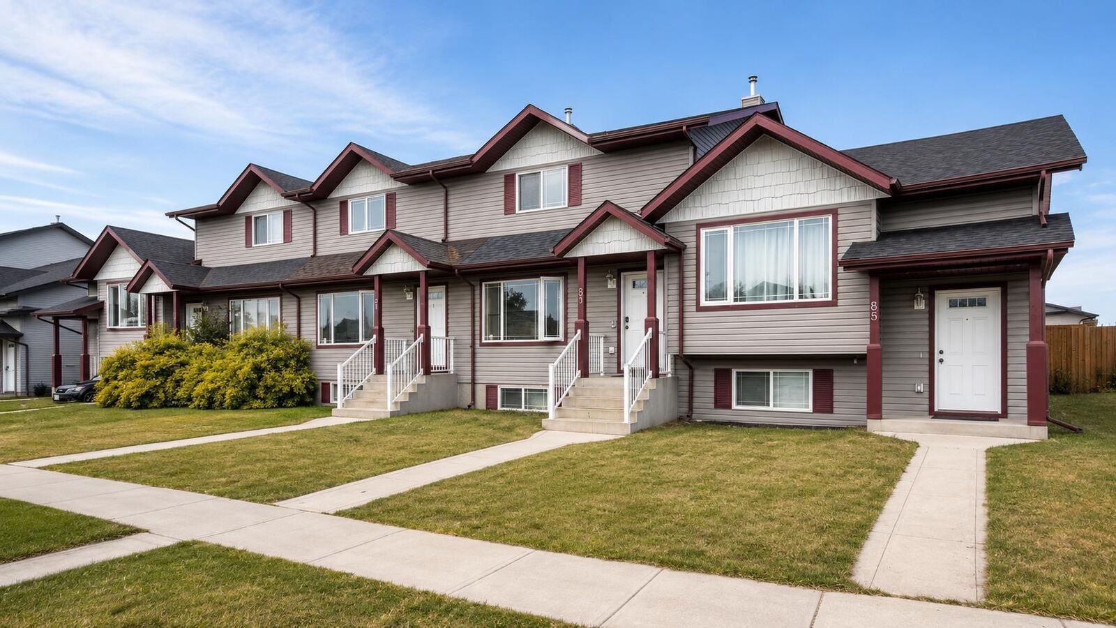 Property Photo: 83 Lakeway Boulevard AB T4S 2P4