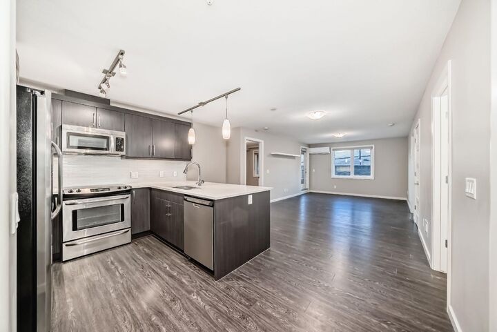 Property Photo:  450 Kincora Glen Road NW 3108  AB T3R 1S2 