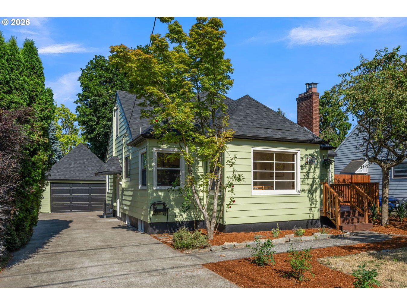 Property Photo: 1801 NE 65th Ave OR 97213