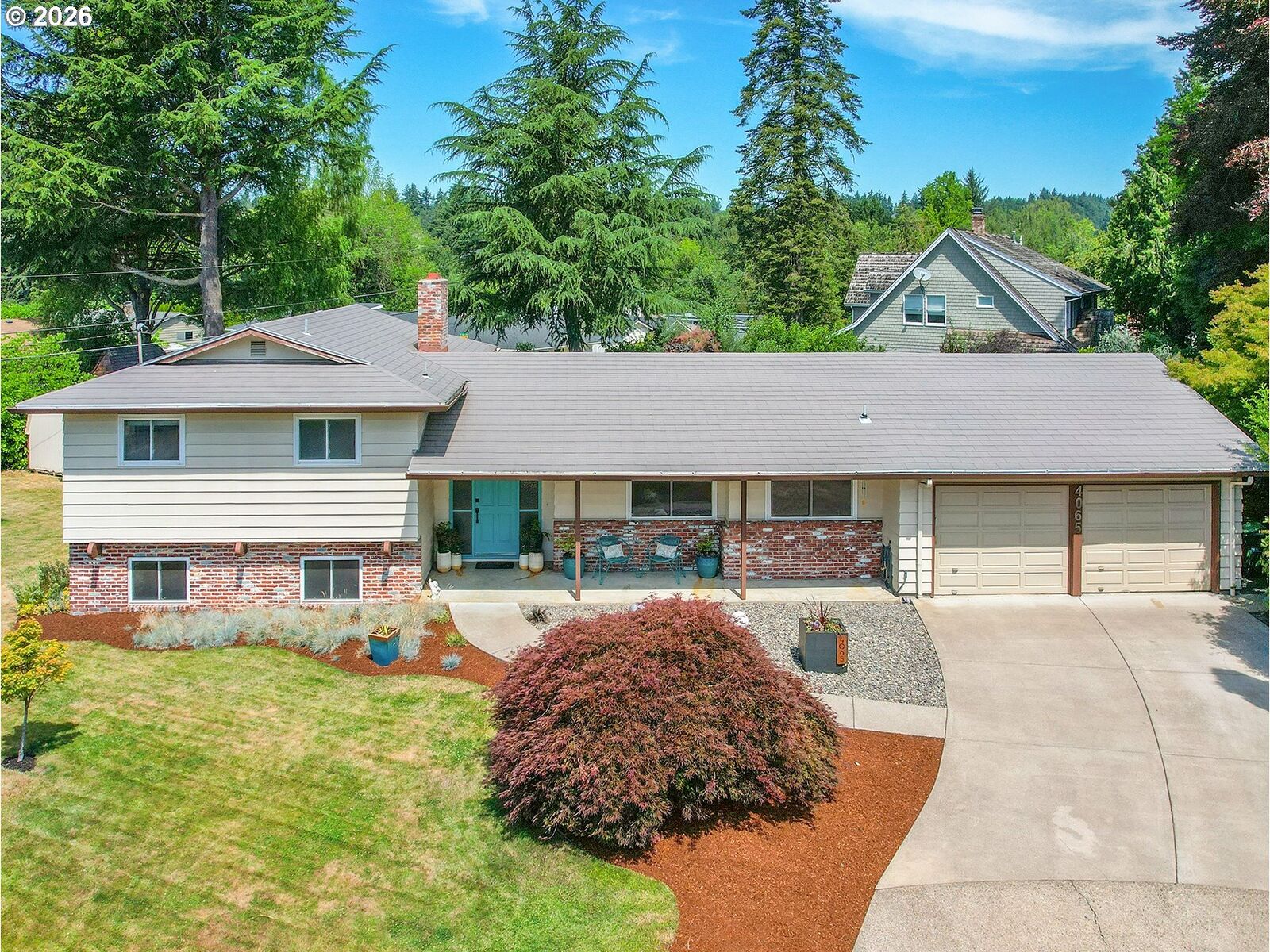 Property Photo:  4065 SW 91st Ct  OR 97225 