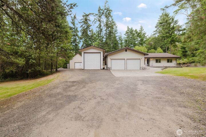 Property Photo: 4601 SW Lake Flora Road WA 98367