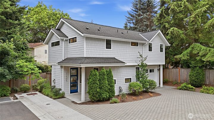 Property Photo:  11505  112th Court NE  WA 98033 