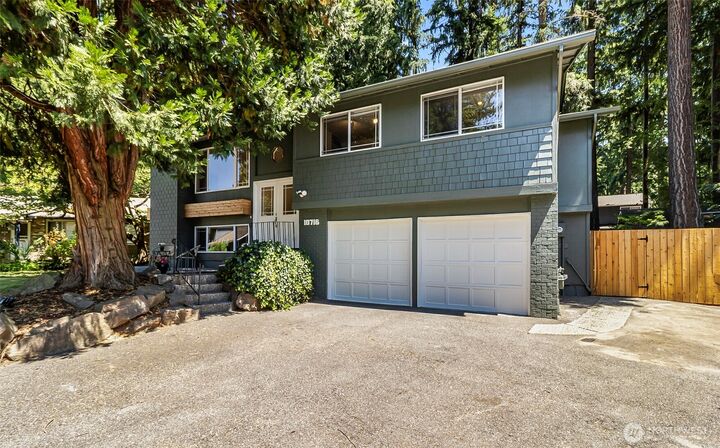 Property Photo: 10716 127th Avenue NE WA 98033