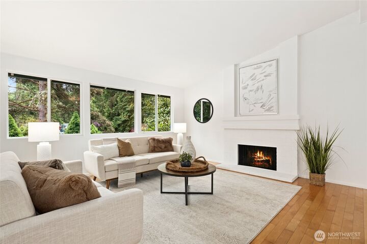 Property Photo: 3524 170th Avenue NE WA 98008