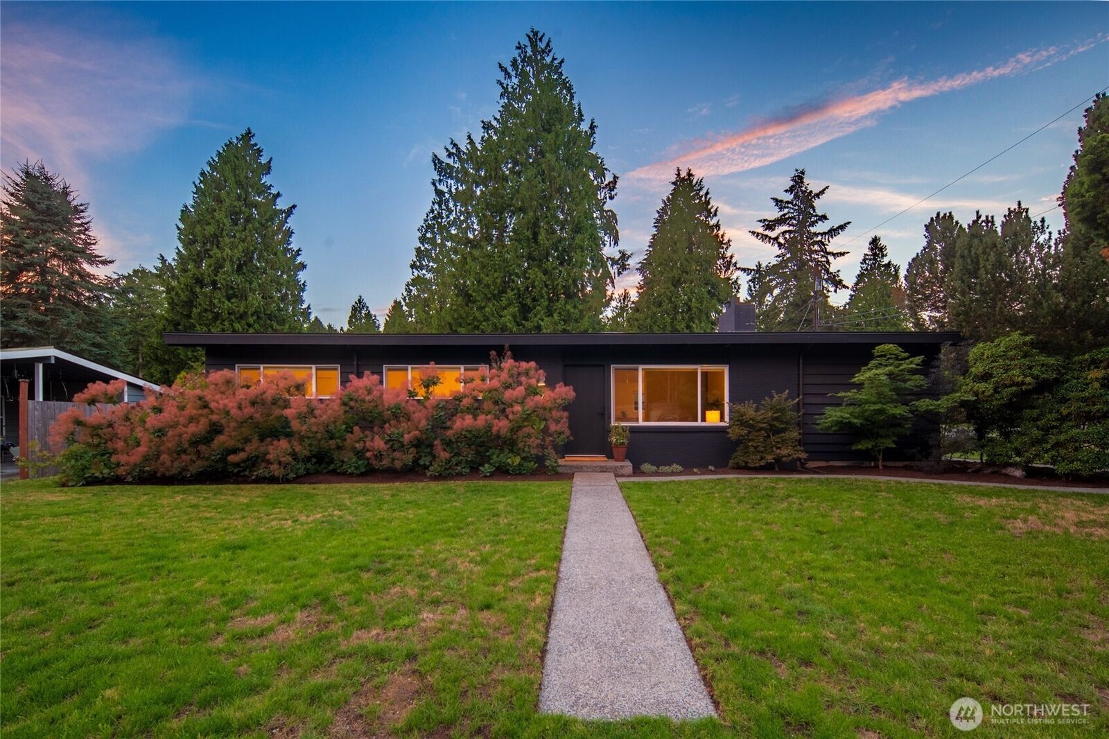 Property Photo: 18751 60th Avenue NE WA 98028