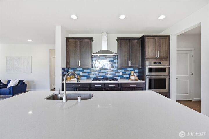 Property Photo:  13325 SE 205th Avenue  WA 98272 