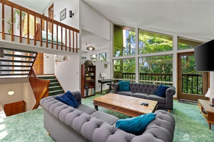 Property Photo:  3068  169th Avenue NE  WA 98008 