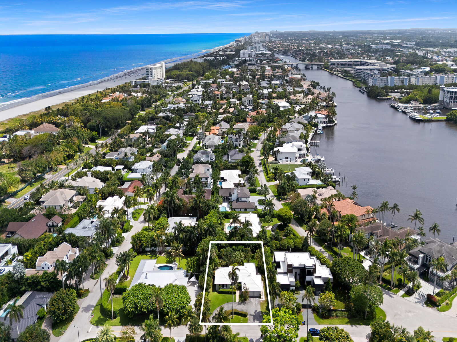 Property Photo:  1020 Azalea Road  FL 33483 