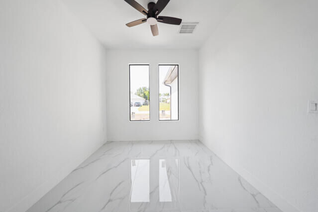 Property Photo:  2511 NW 7th Street N  FL 33993 
