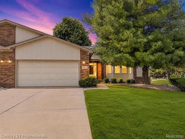 Property Photo:  46839 Scotch Pine Lane  MI 48042 