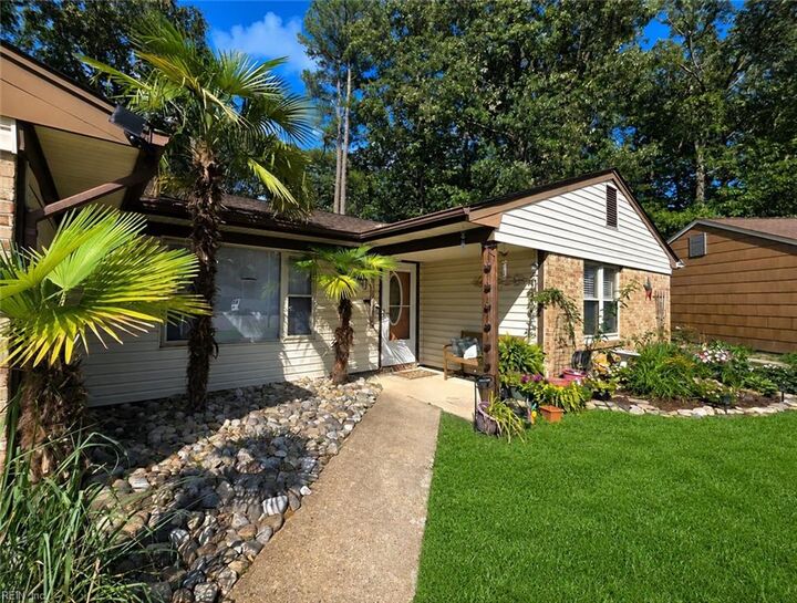 Property Photo:  4728 Skipjack Ct  VA 23464 