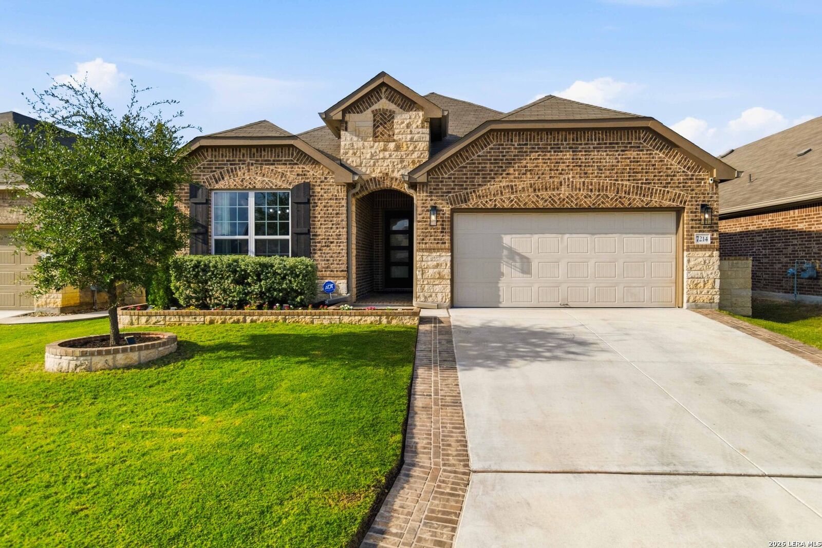 Property Photo:  7214 Cimarron Lake  TX 78015 