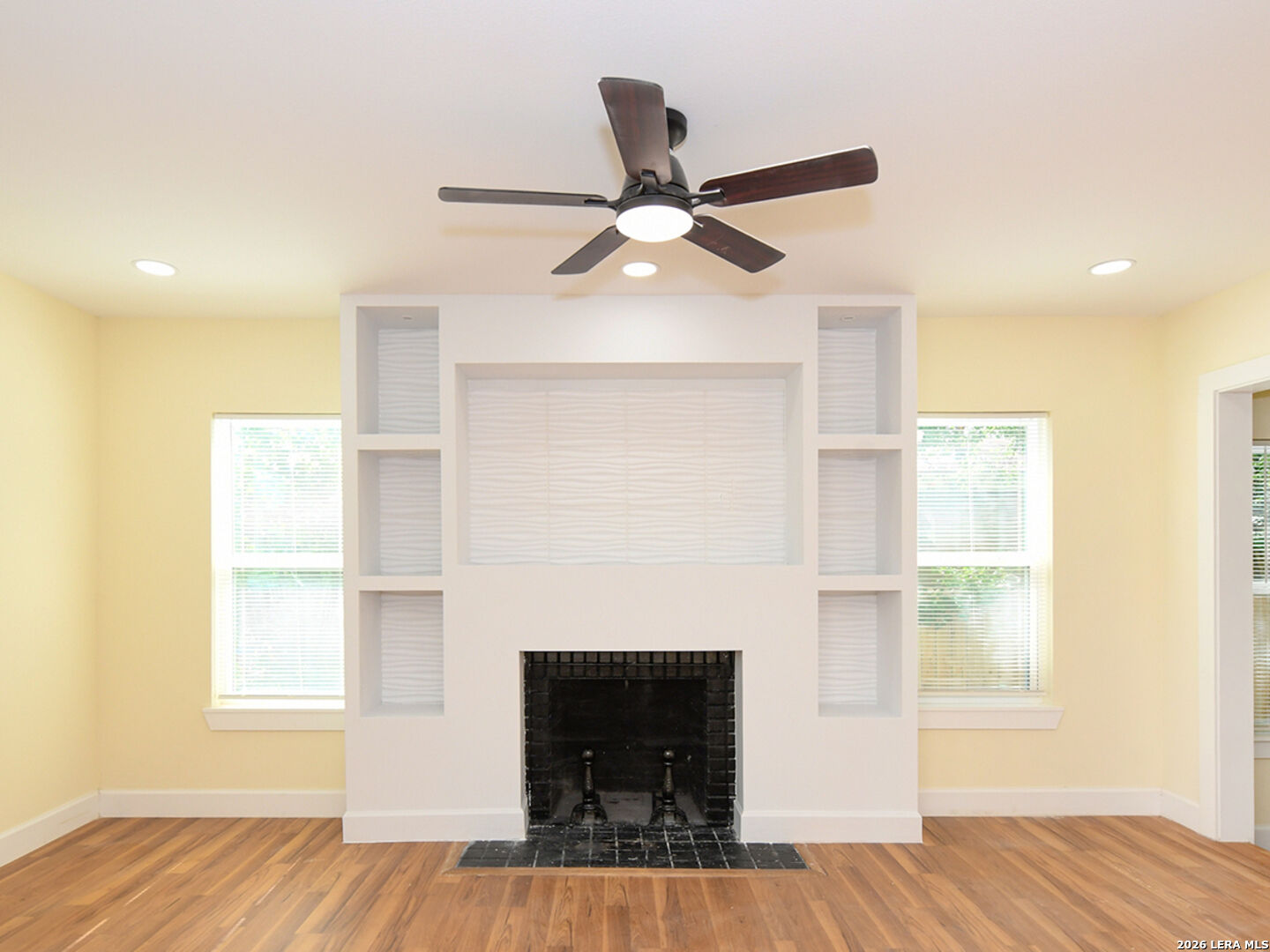 Property Photo:  1326 W Lynwood  TX 78201 