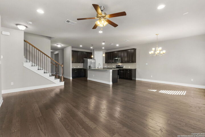 Property Photo: 219 Lucchese St TX 78253