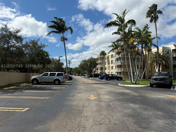 Property Photo:  13100 SW 92nd Ave A-Ph7  FL 33176 
