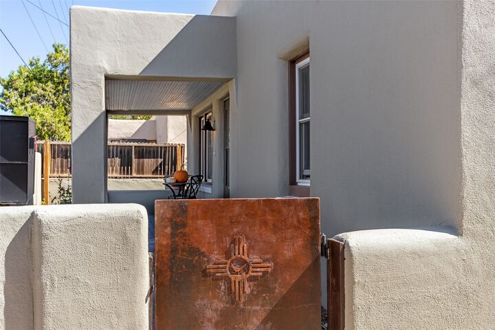 Property Photo: 1724 Paseo De Peralta NM 87501