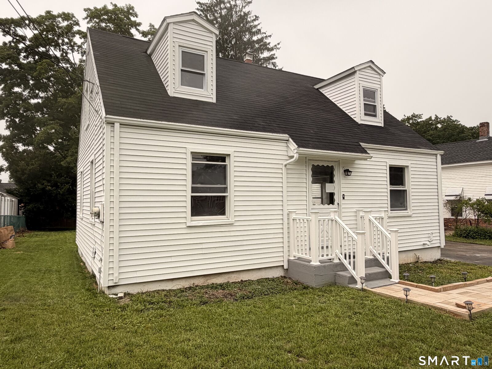 Property Photo: 8 River Road CT 06512