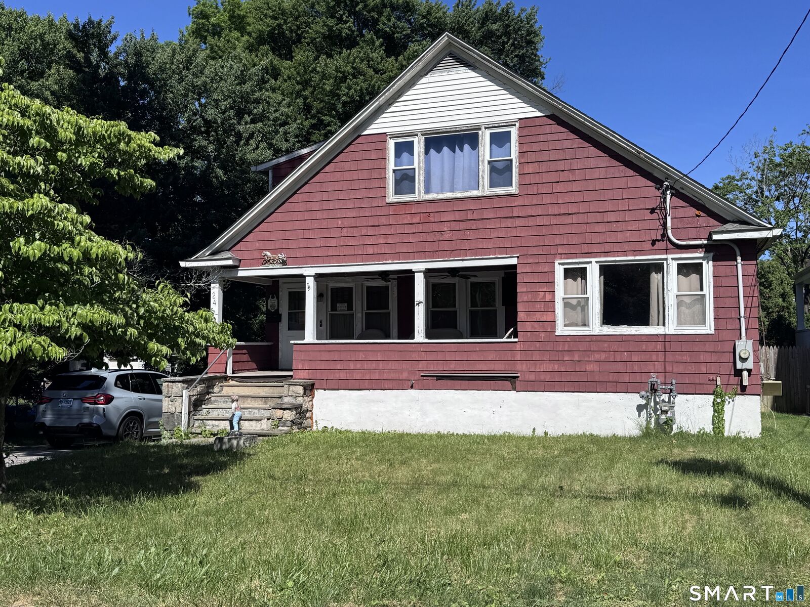 Property Photo: 24 Lindsey Avenue CT 06905