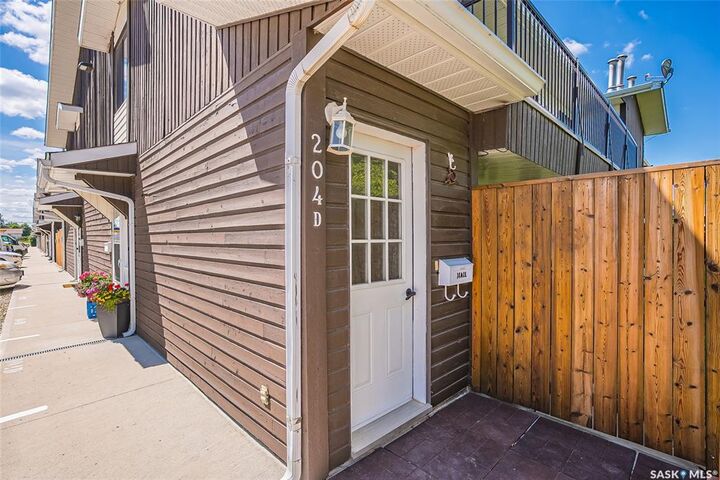 Property Photo:  213 Main Street 204D  SK S0K 2T0 