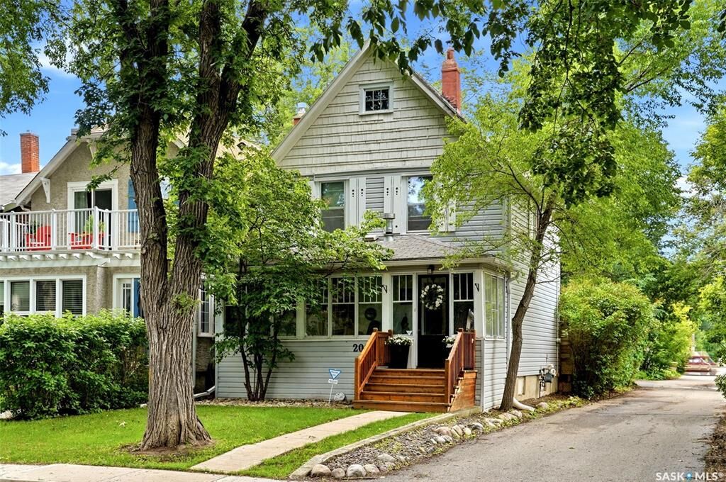 Property Photo: 2022 Montague Street SK S4T 3J7